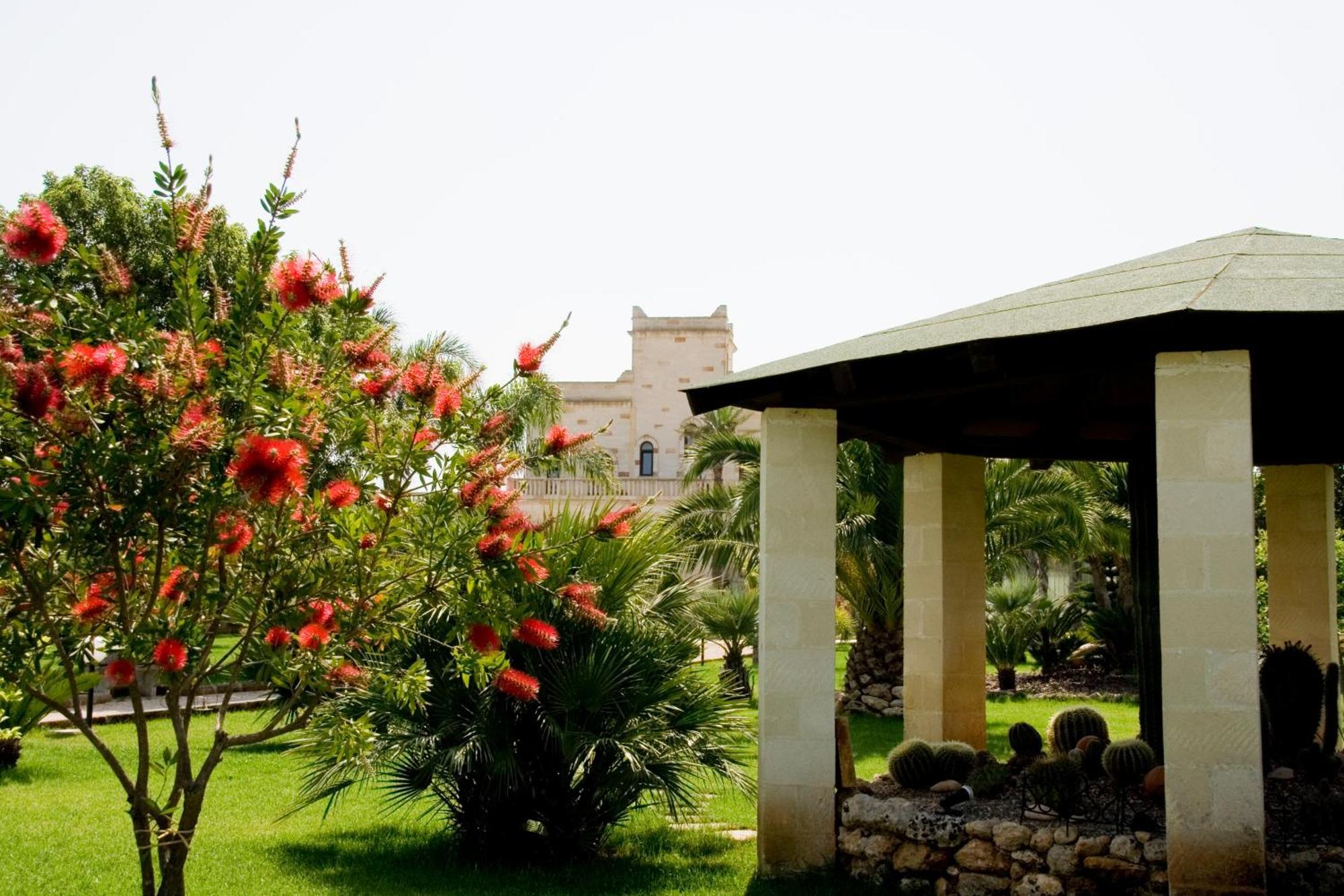 Masseria Grottella Hotel Avetrana Exterior foto